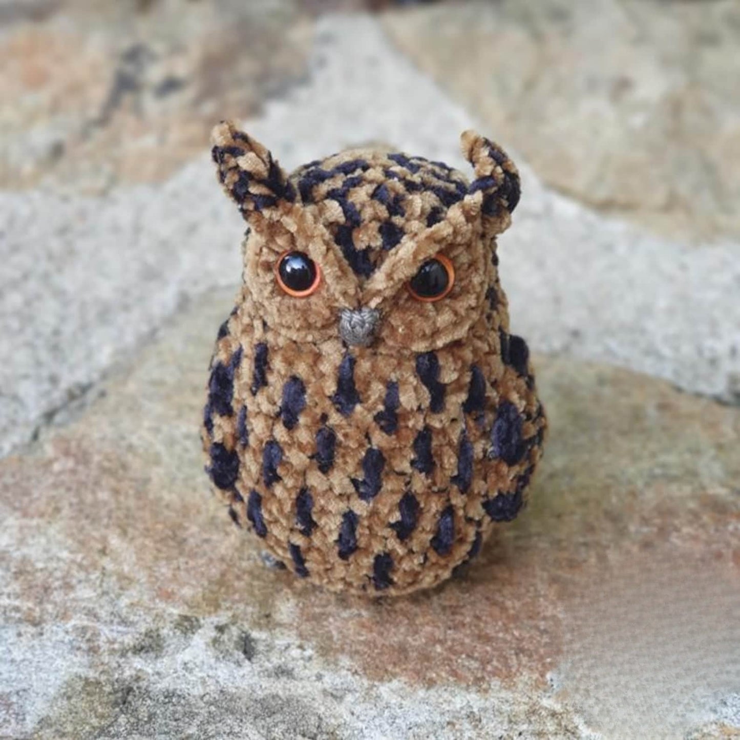 Owls Parliament Amigurumi Crochet Pattern