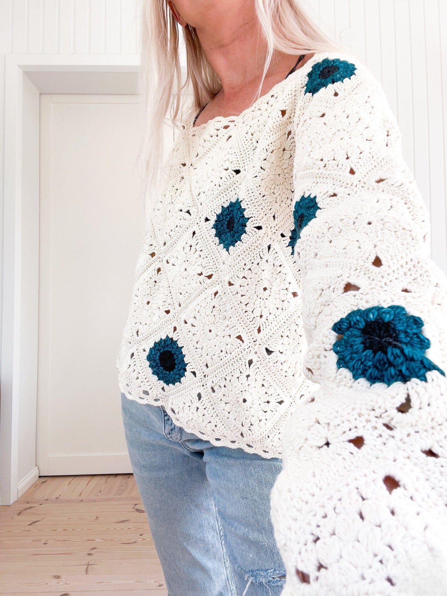 Granny Square Sweater Crochet Pattern