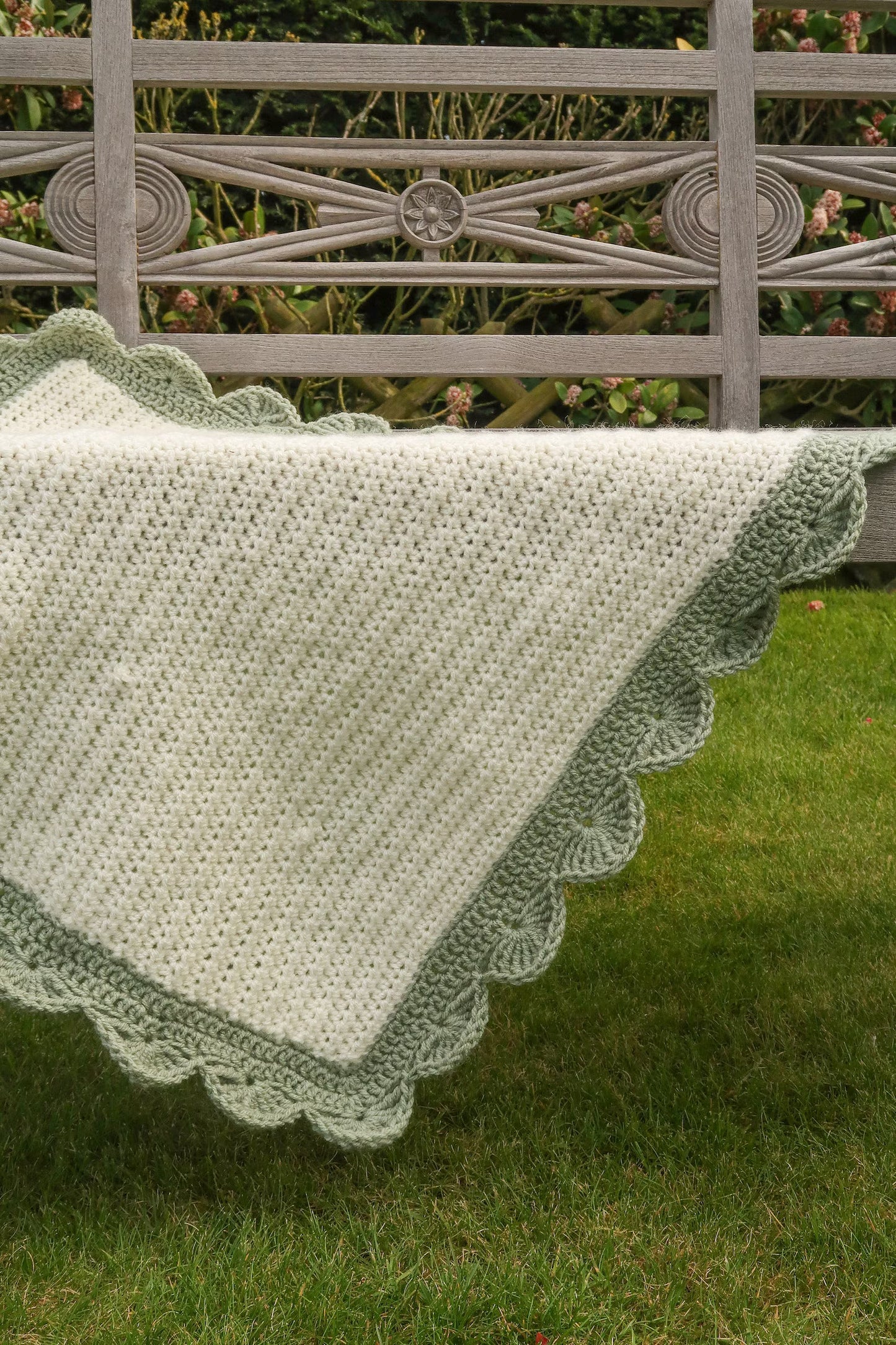Easy Baby Blanket Crochet Pattern
