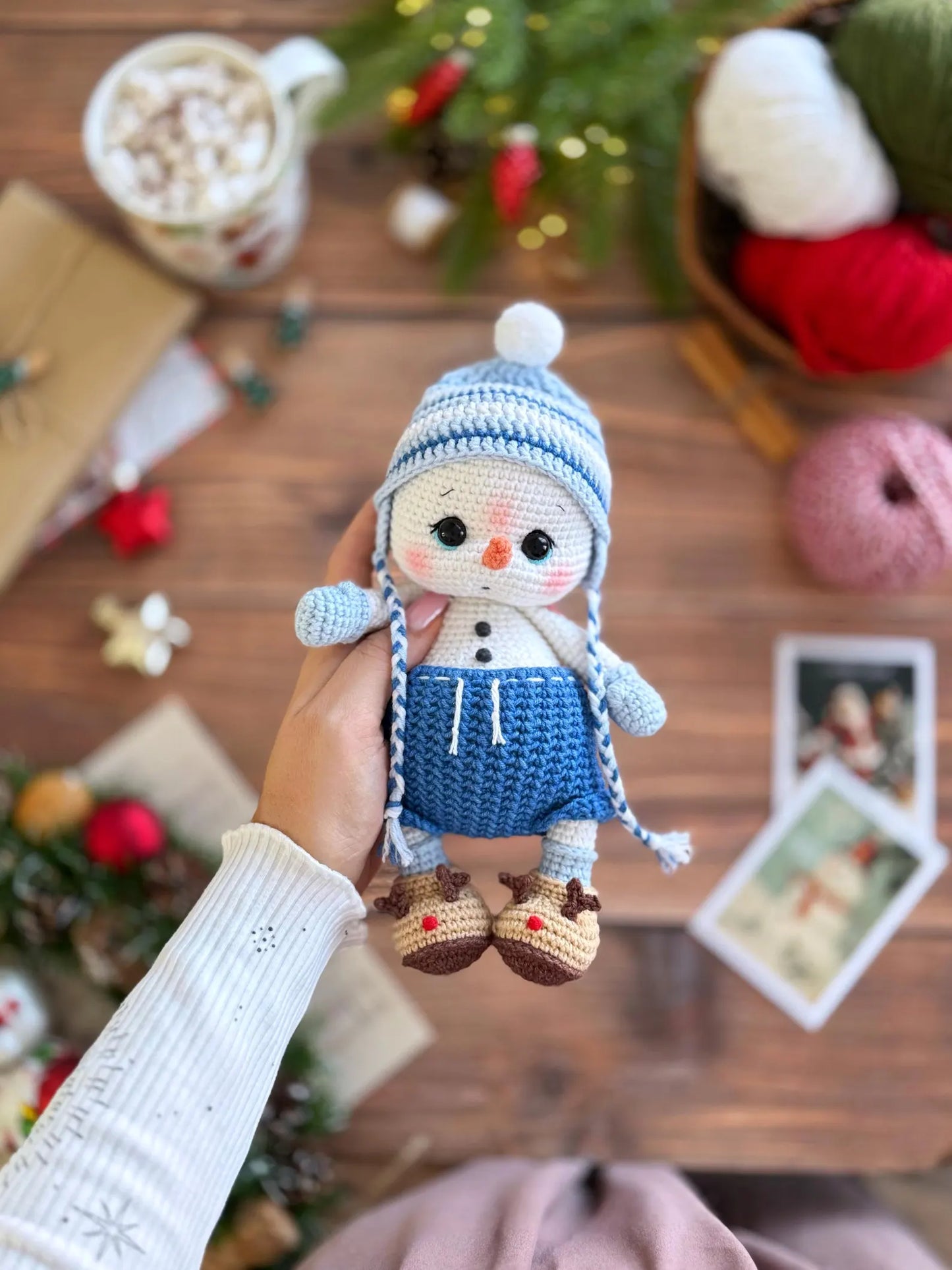 Sweet Snowman Crochet Pattern