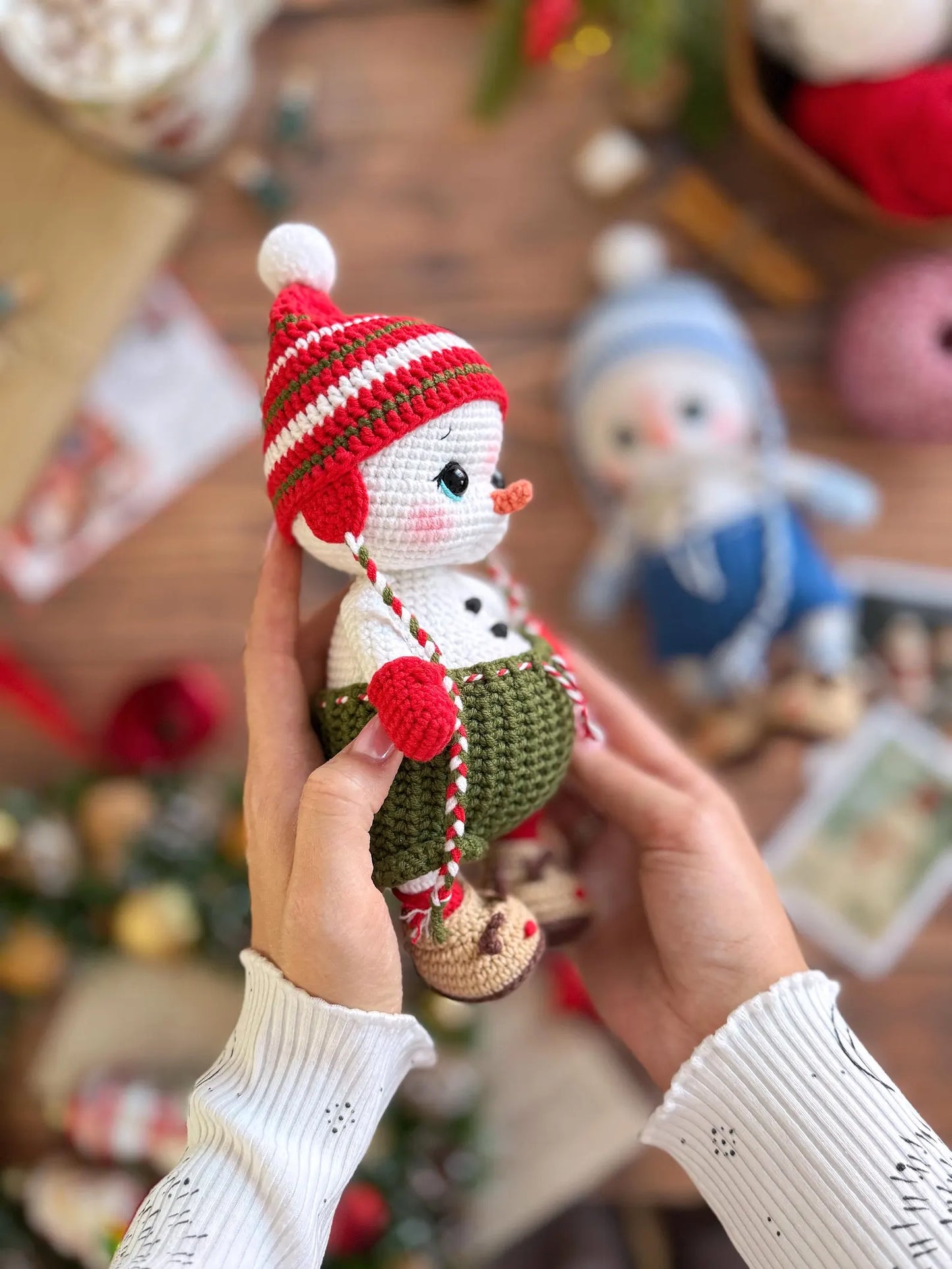 Sweet Snowman Crochet Pattern