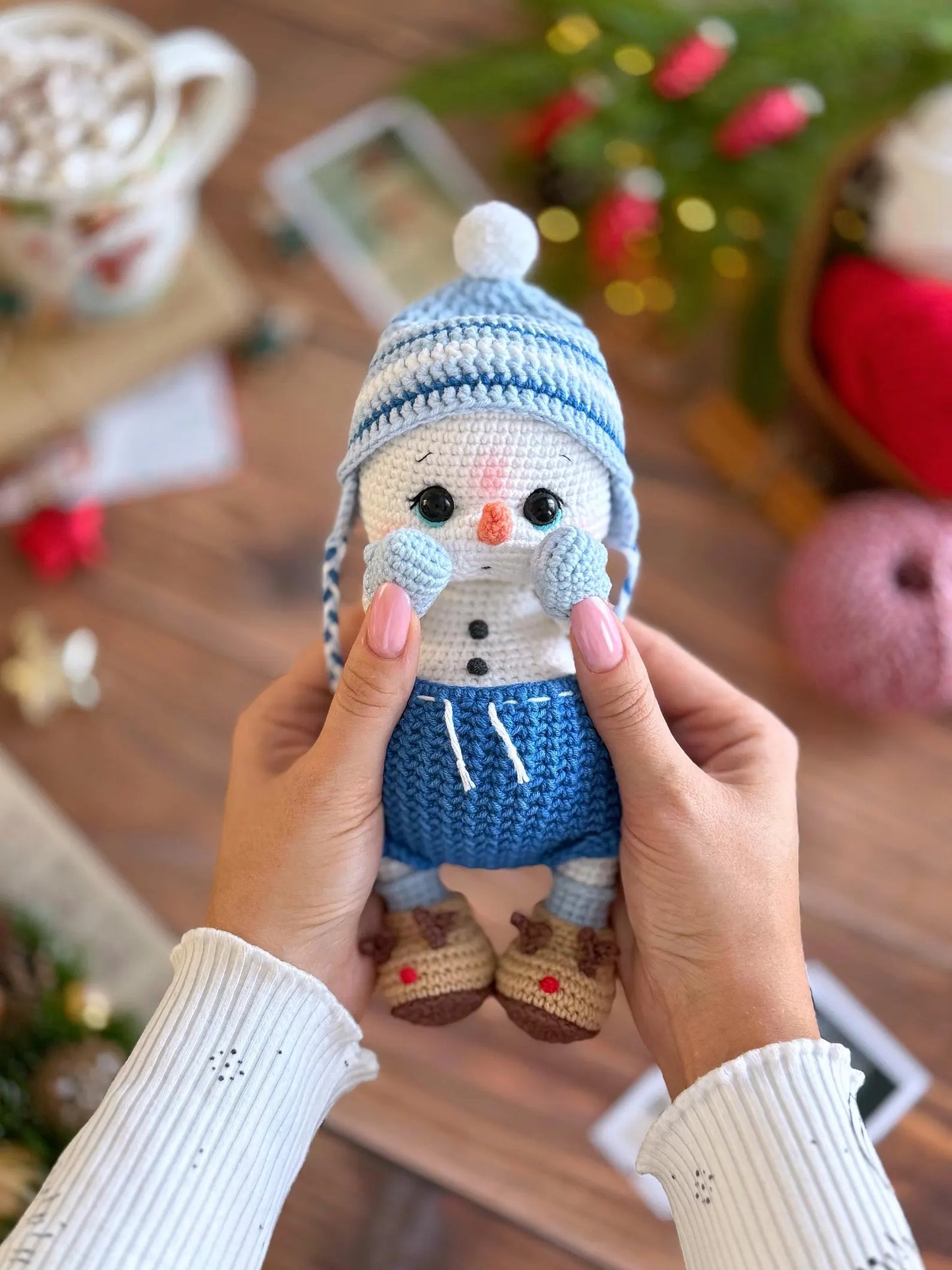 Sweet Snowman Crochet Pattern