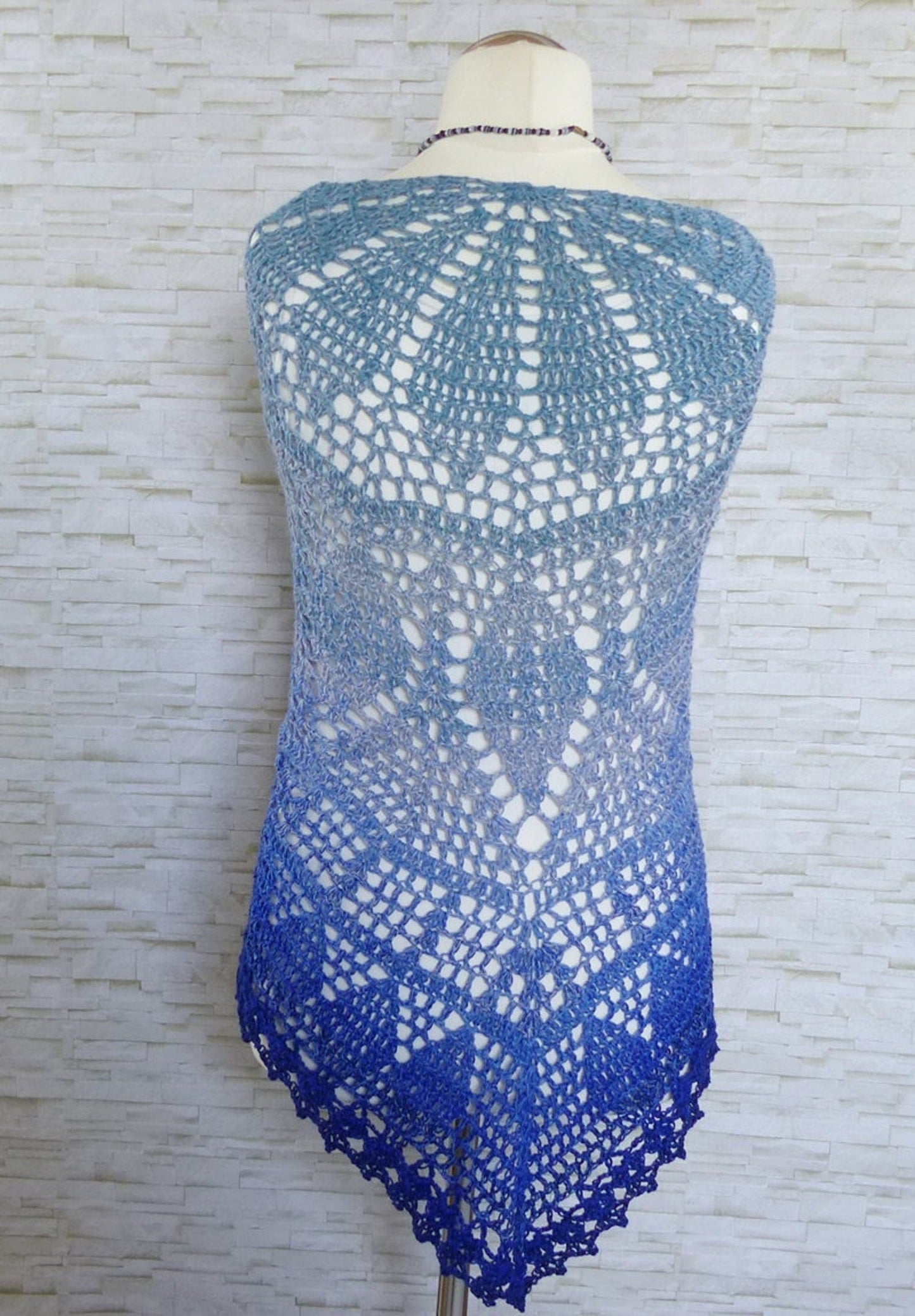 Elomina Shawl Crochet Pattern