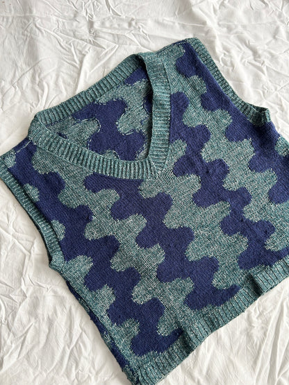 Wave Vest Knitting Pattern