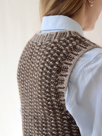Wave Vest Knitting Pattern