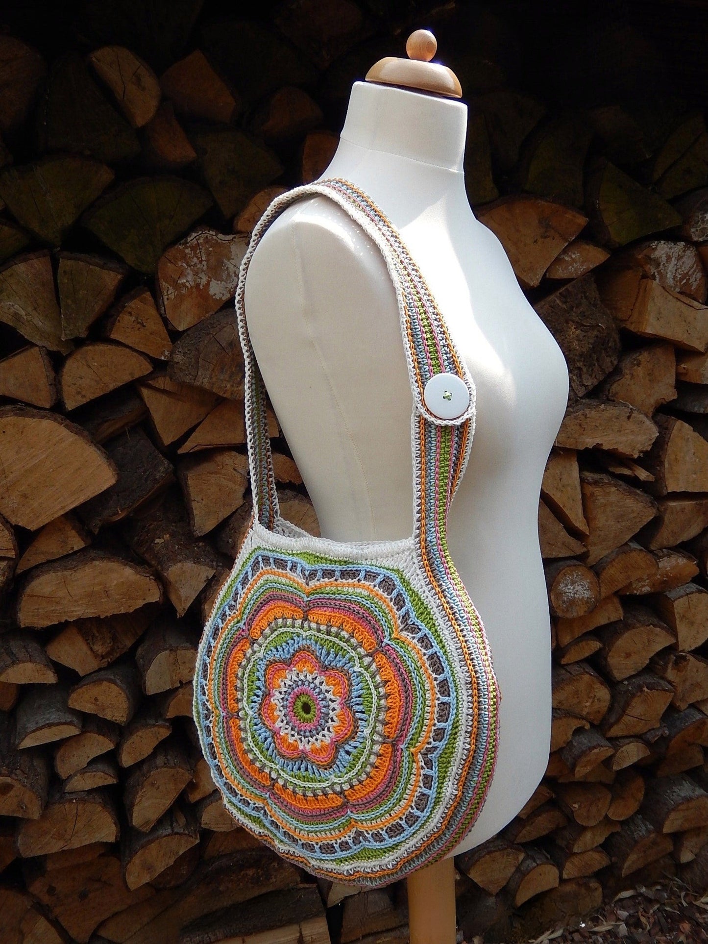 Boho Flower Slouch Bag Crochet pattern