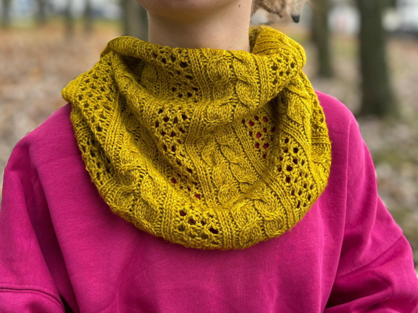 Marigold Twist Cowl Knitting Pattern