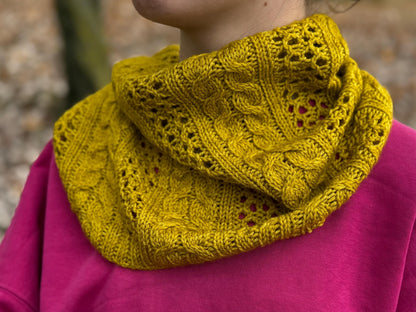 Marigold Twist Cowl Knitting Pattern