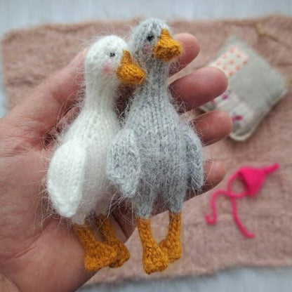 Stuffed Little Goose Knitting Pattern