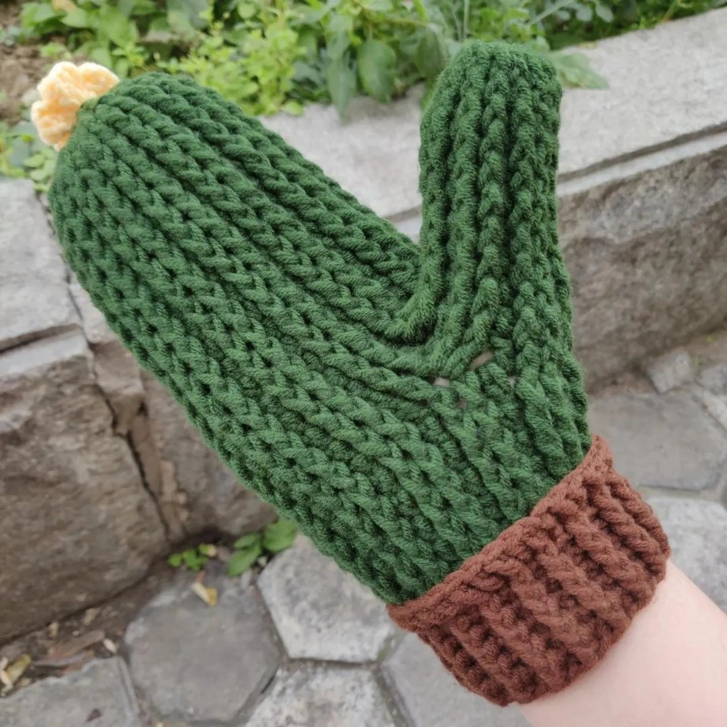 Adorable Cactus Gloves Crochet Pattern