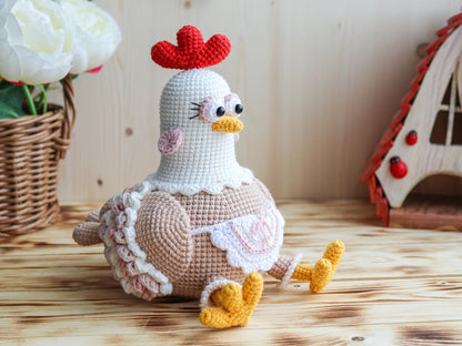 Adorable Hen Crochet Pattern