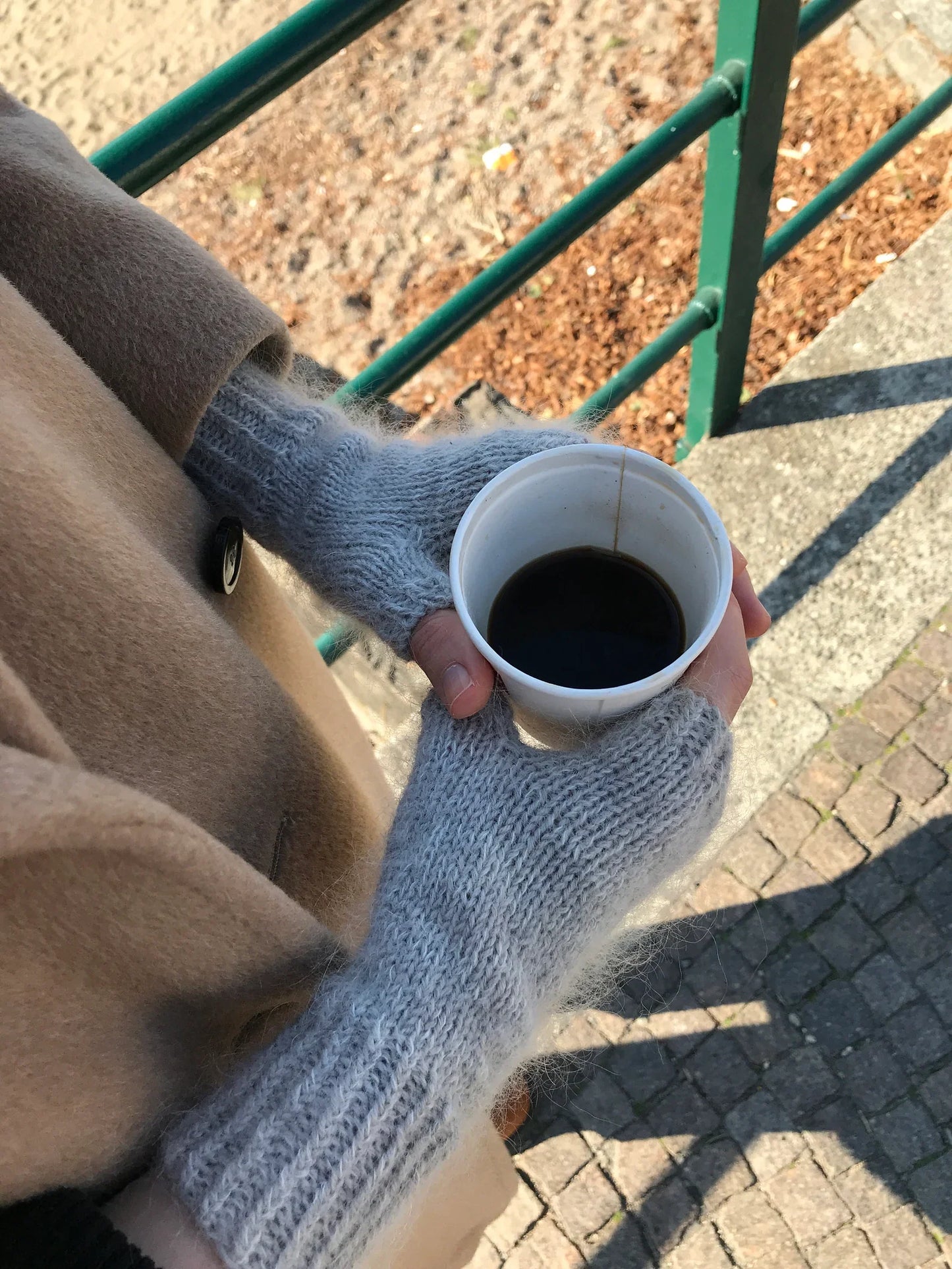 Claudia Gloves Knitting Pattern