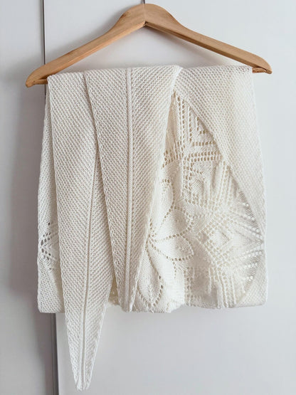 Dahlia Lace Shawl Knitting Pattern
