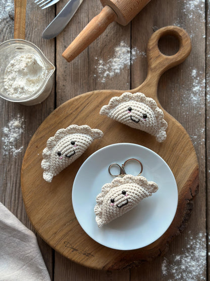 Dumpling Keychain Crochet Pattern