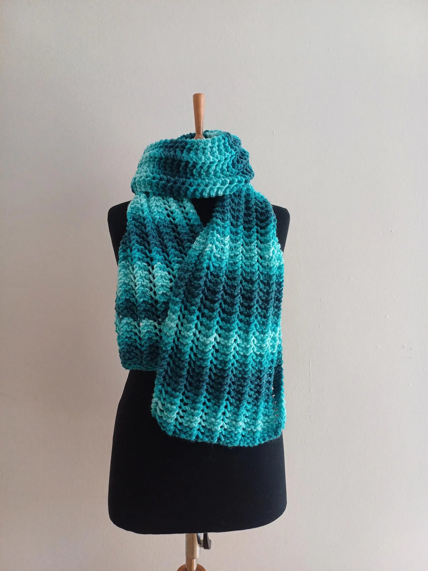 Easy Scarf Knitting Pattern