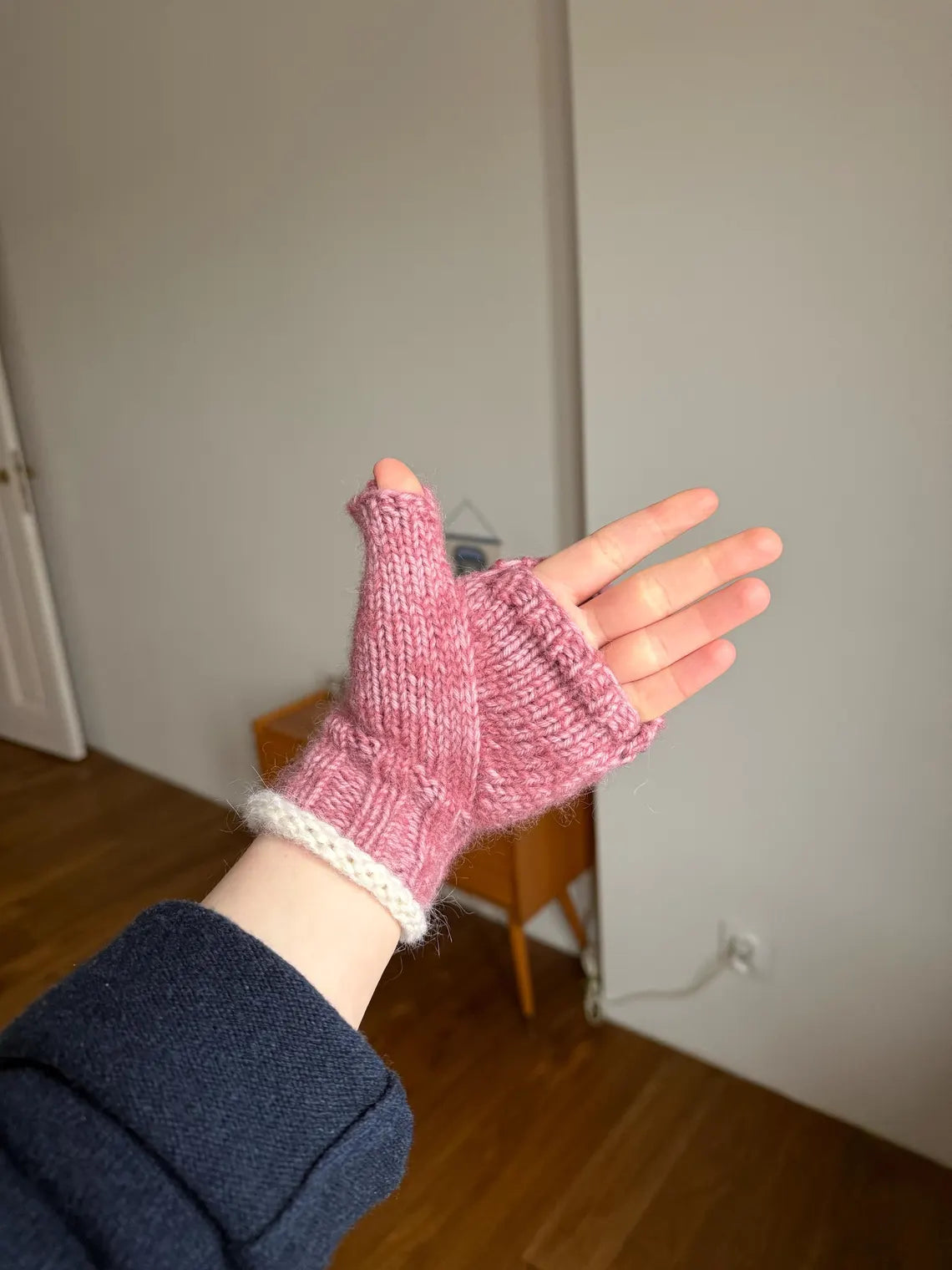 Holding Hands Mittens Knitting Pattern