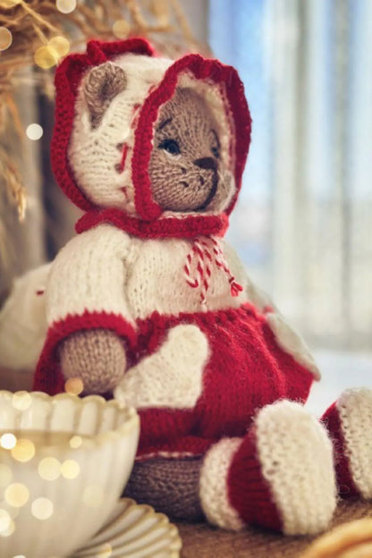 Teddy Bear With Little Heart Outfit Knitting Pattern