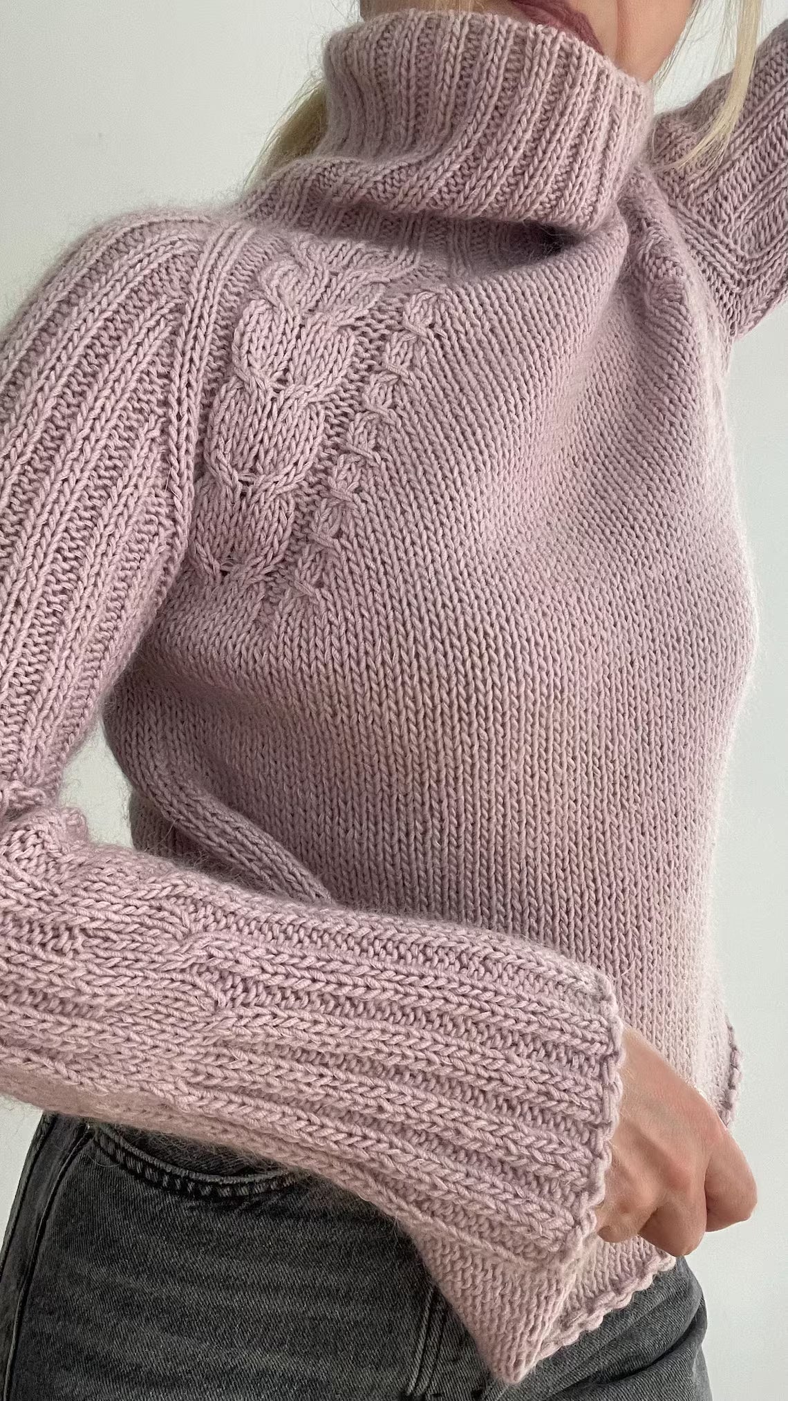 Raglan Sleeve Sweater Knitting Pattern