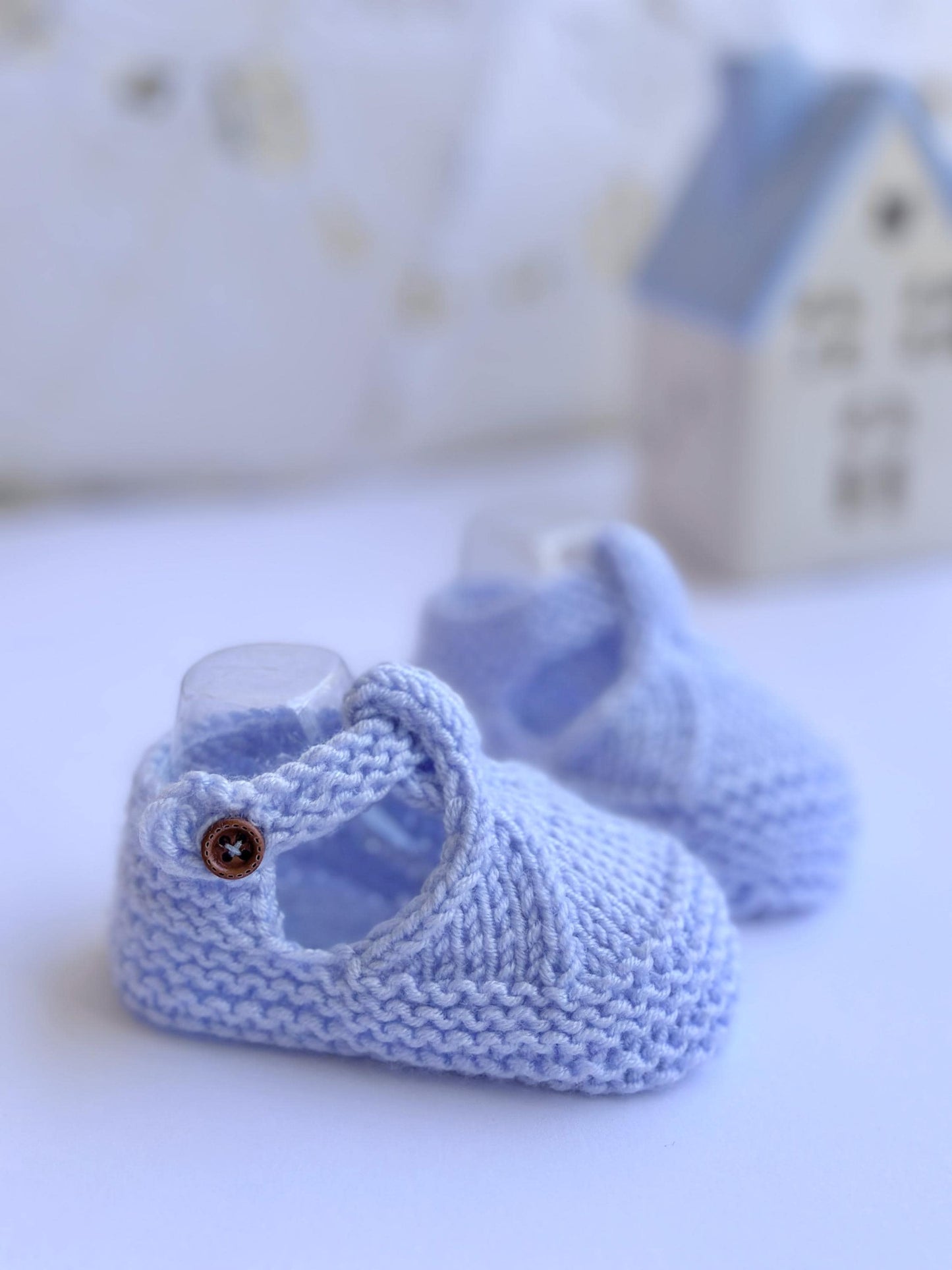 Seamless Baby Booties Knitting Pattern