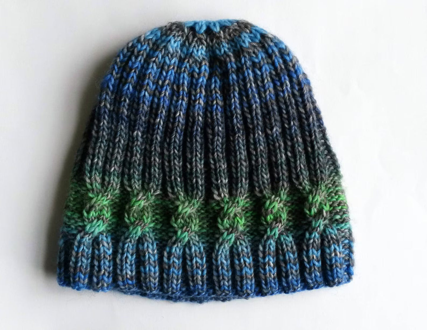 Simple Cable Knit Beanie Pattern