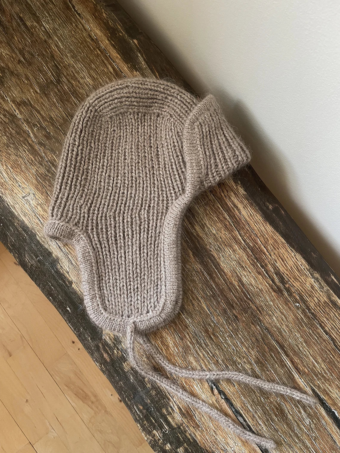 The Basset Hat Knitting Pattern