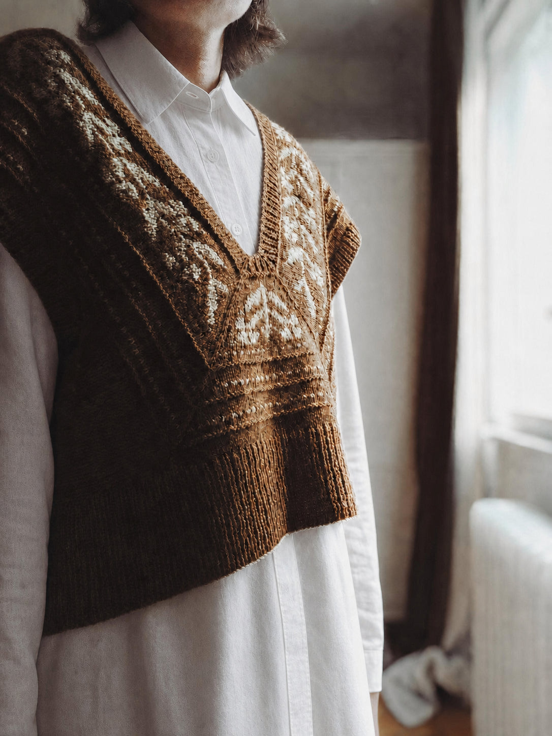 Modular Cropped V-Neck Vest Knitting Pattern
