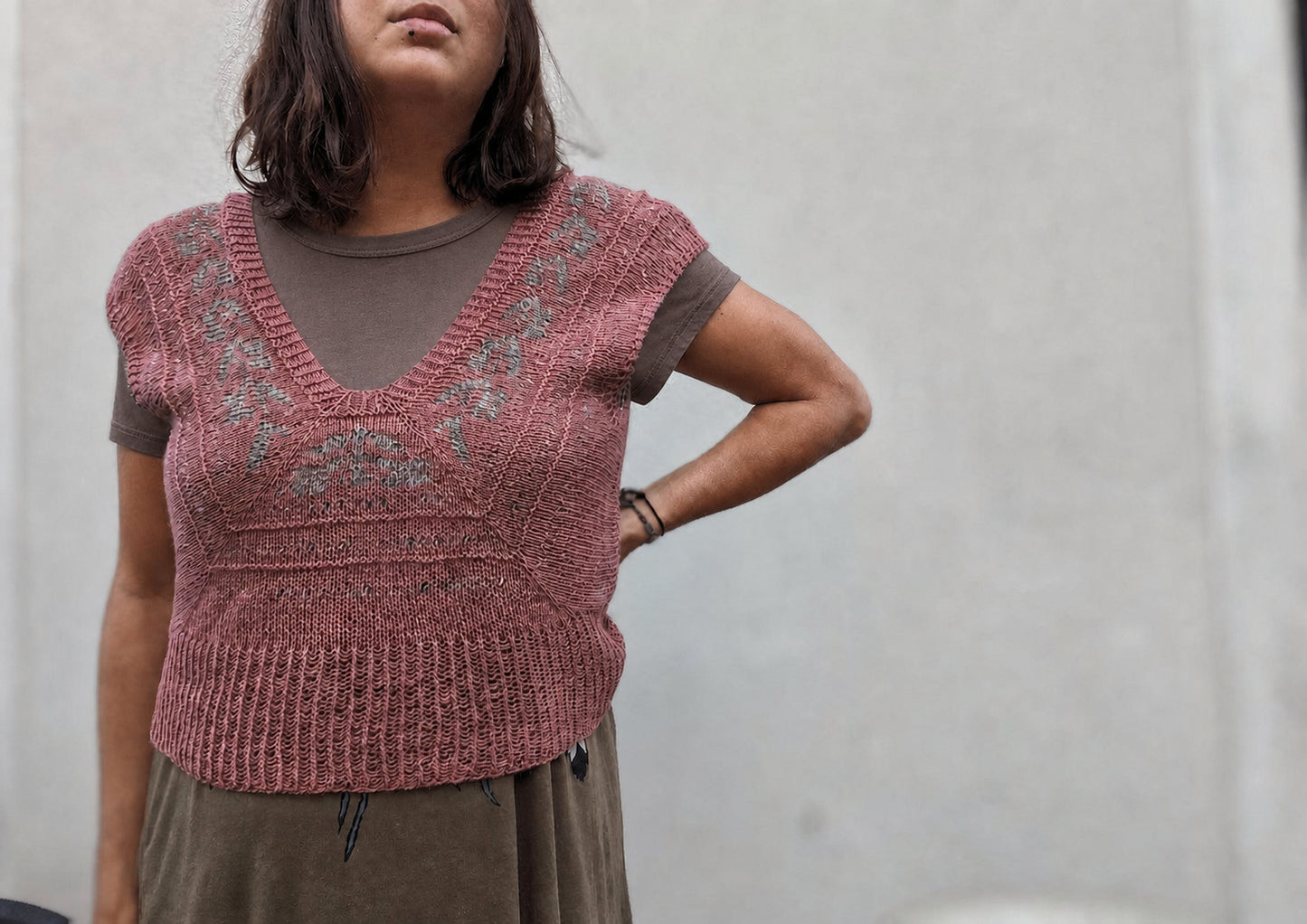 Modular Cropped V-Neck Vest Knitting Pattern