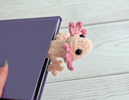 No-Sew Axolotl Slap Bracelet Crochet Pattern