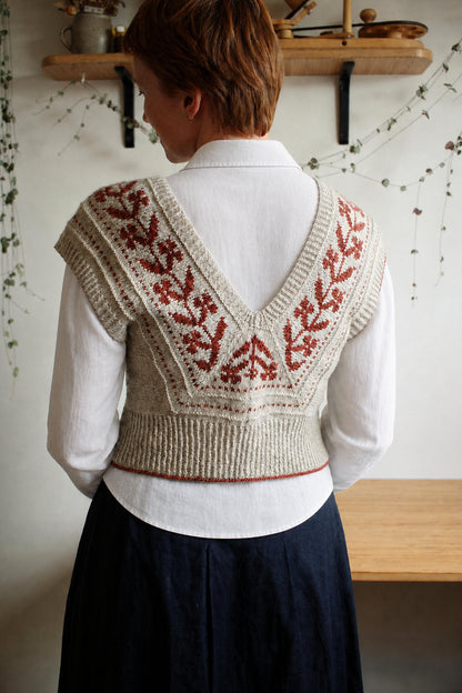 Modular Cropped V-Neck Vest Knitting Pattern