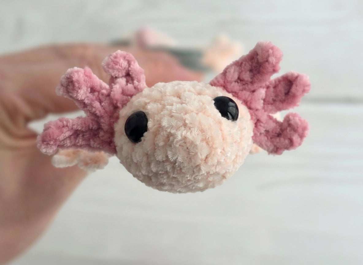 No-Sew Axolotl Slap Bracelet Crochet Pattern