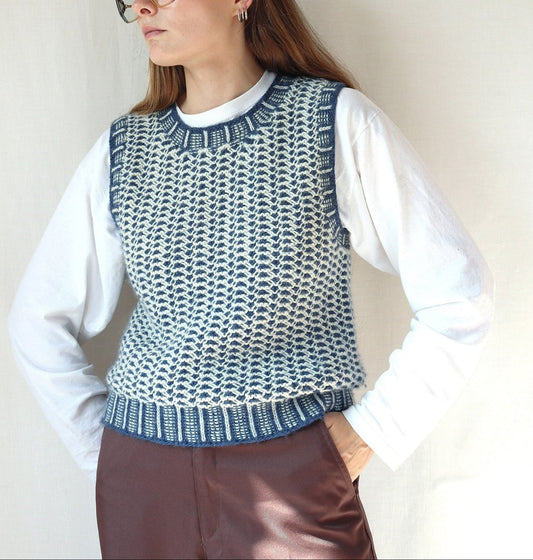 Wave Vest Knitting Pattern