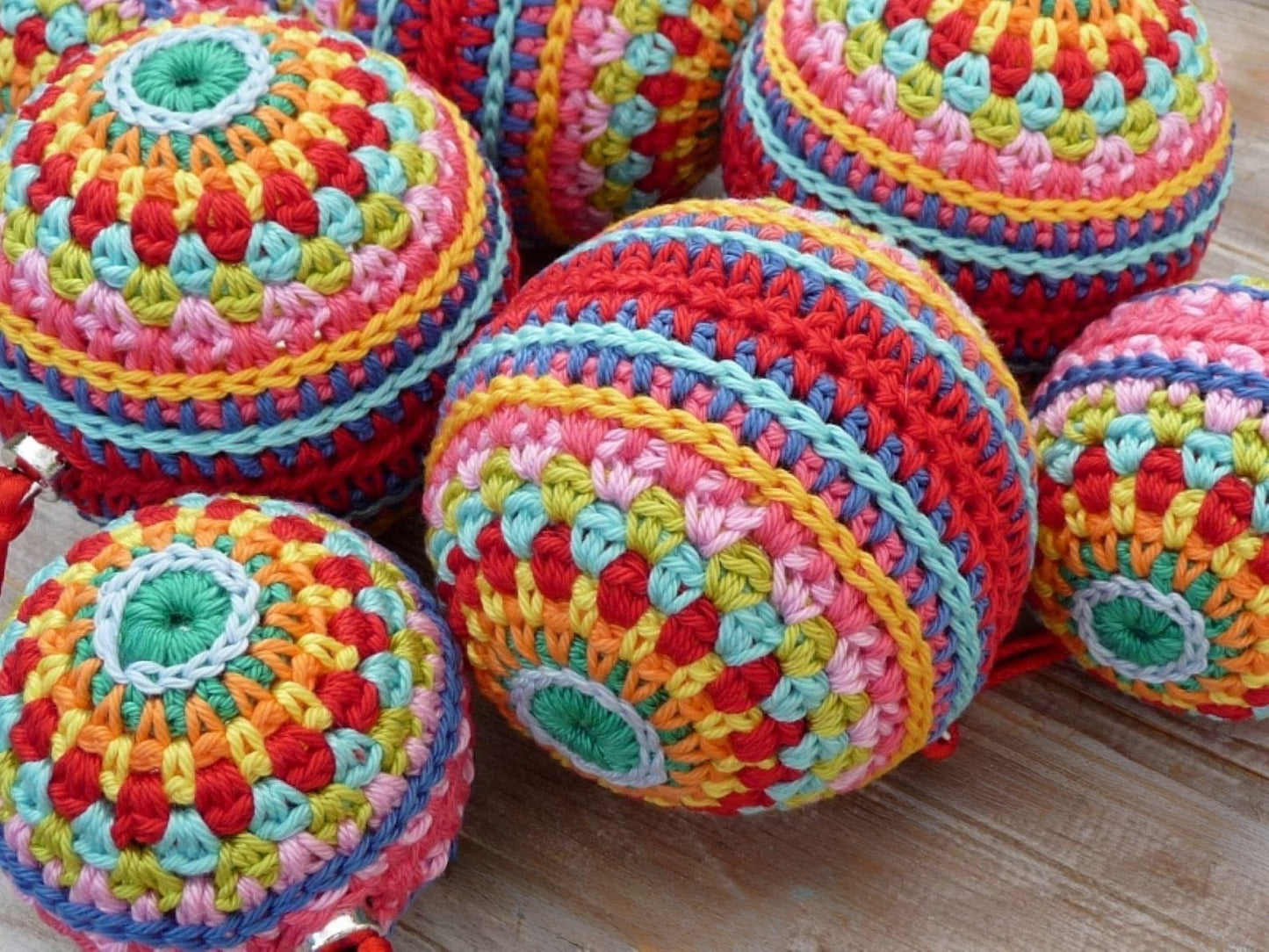 Christmas ball Crochet pattern