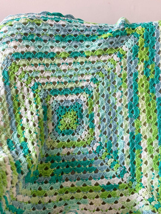 Easy Shell Blanket Crochet Pattern