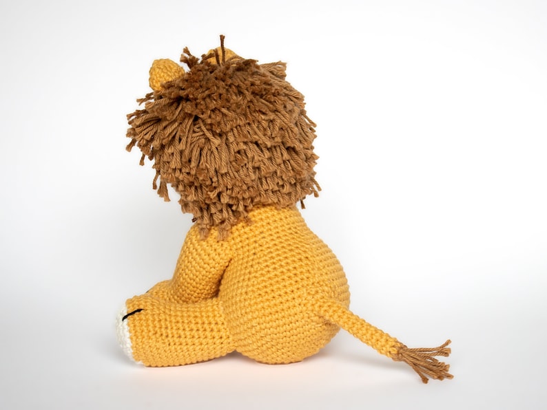 Easy Stuffed Lion Crochet Pattern