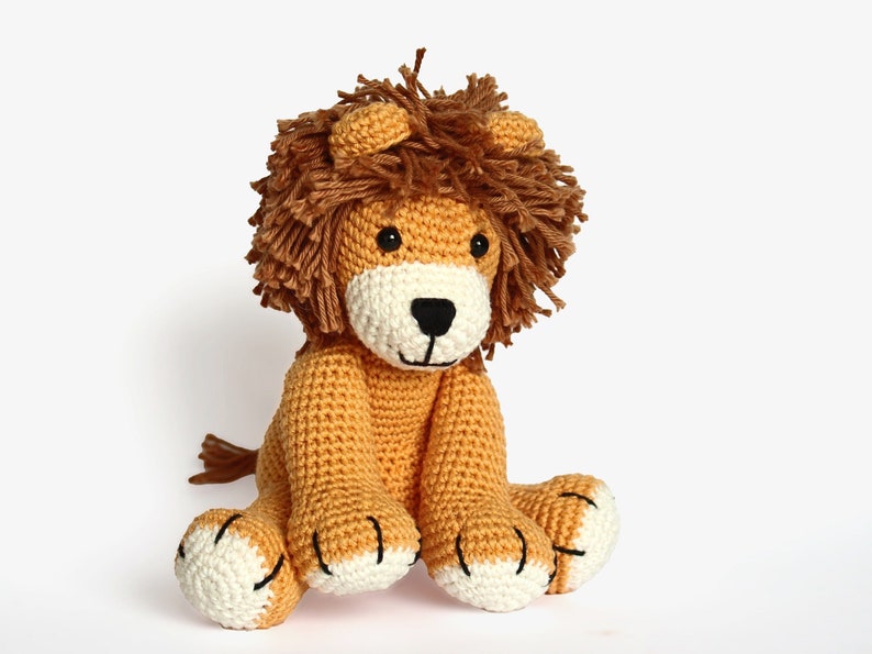 Easy Stuffed Lion Crochet Pattern