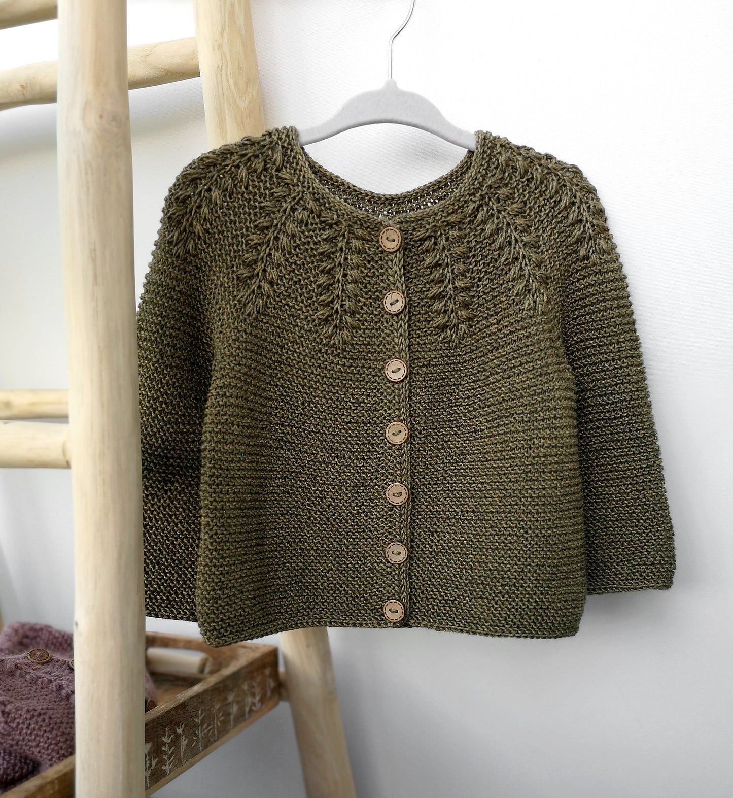 Raunioiset Mini Cardigan Knitting Pattern