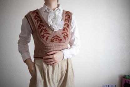 Modular Cropped V-Neck Vest Knitting Pattern