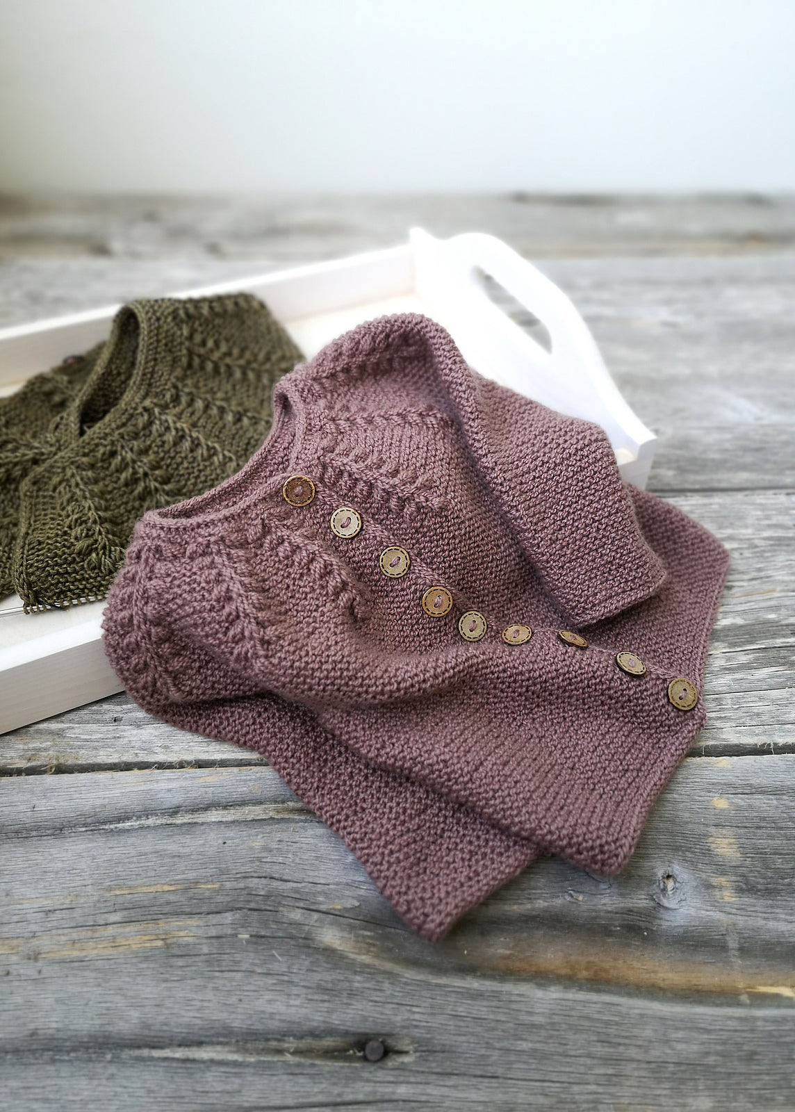 Raunioiset Mini Cardigan Knitting Pattern