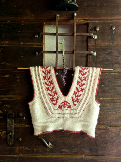 Modular Cropped V-Neck Vest Knitting Pattern