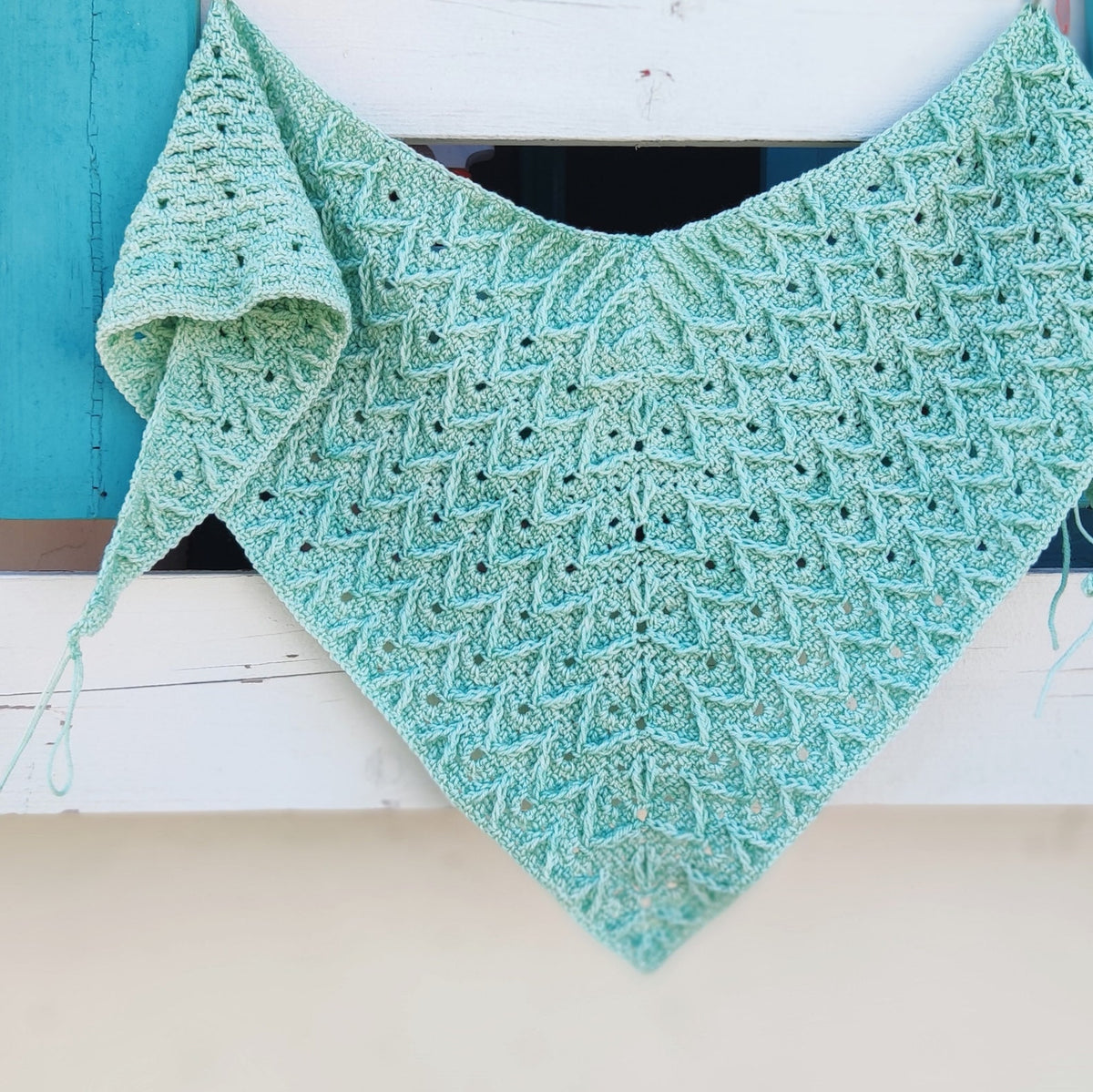Mint Leaf Shawl Crochet Pattern