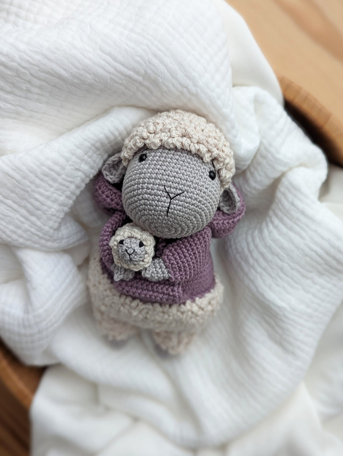 Sheep Wilma and Willi Crochet Pattern