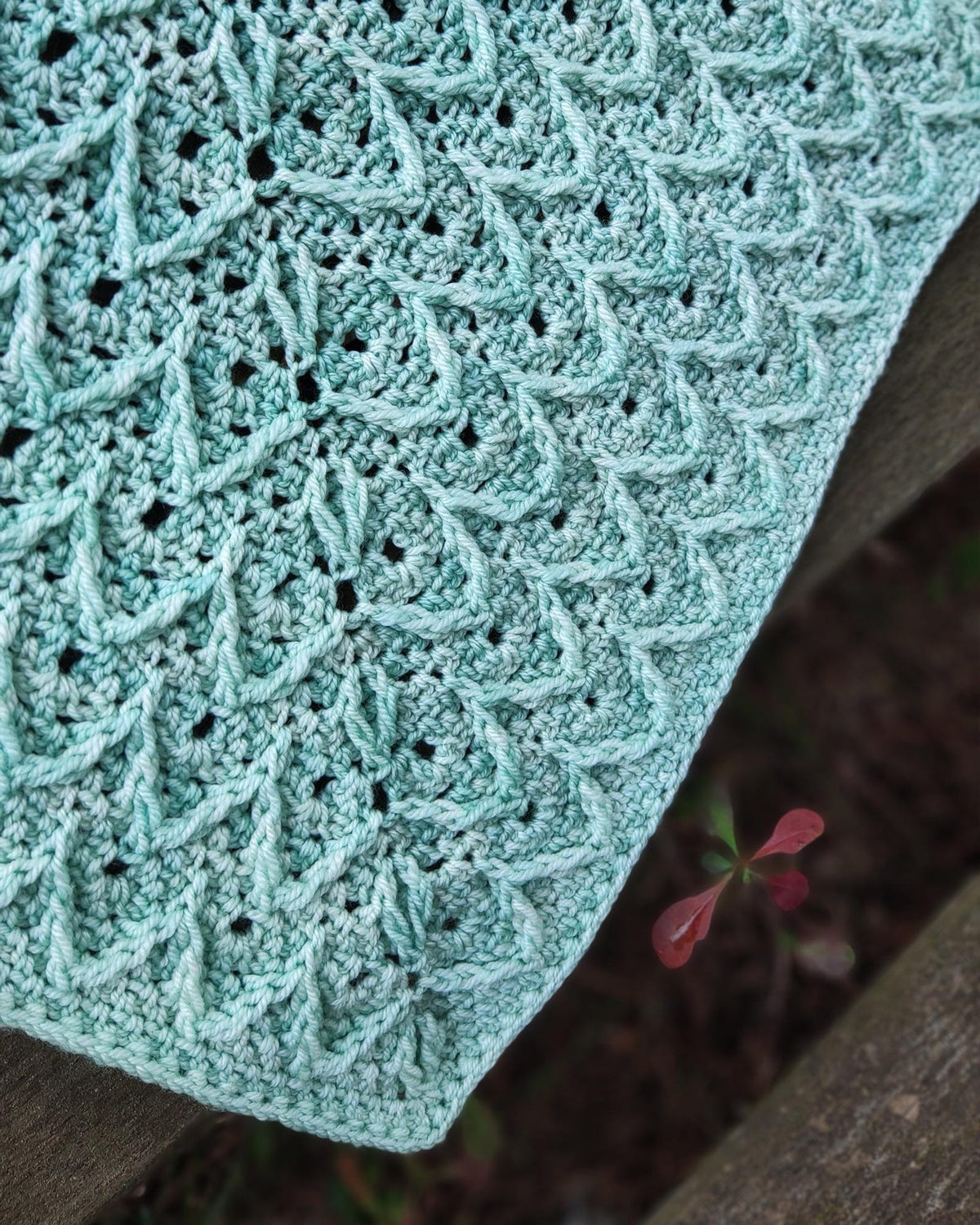 Mint Leaf Shawl Crochet Pattern