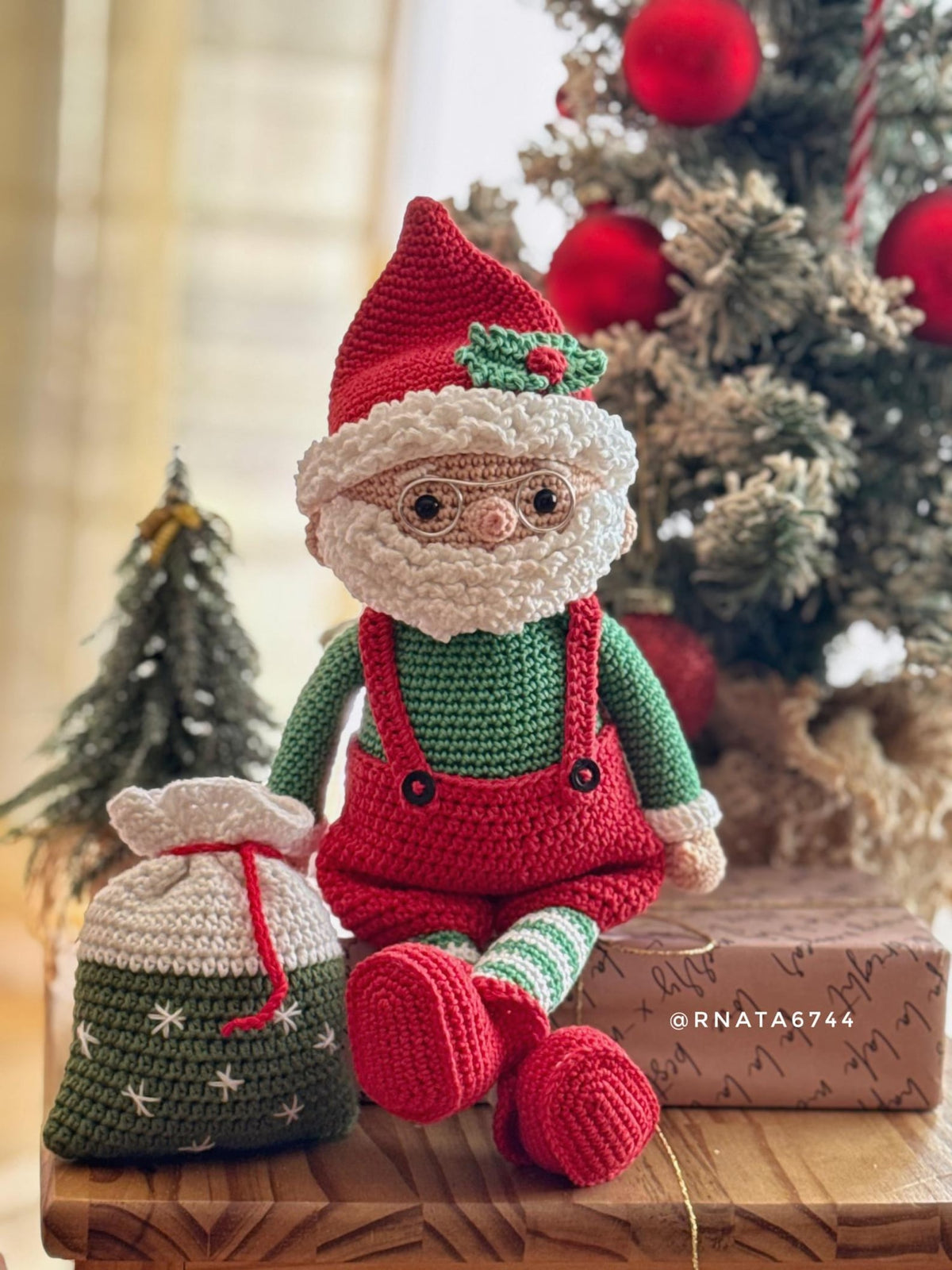 Grandpa & Grandma Dolls Crochet Pattern