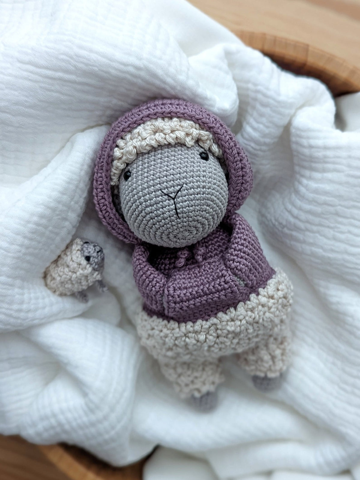 Sheep Wilma and Willi Crochet Pattern