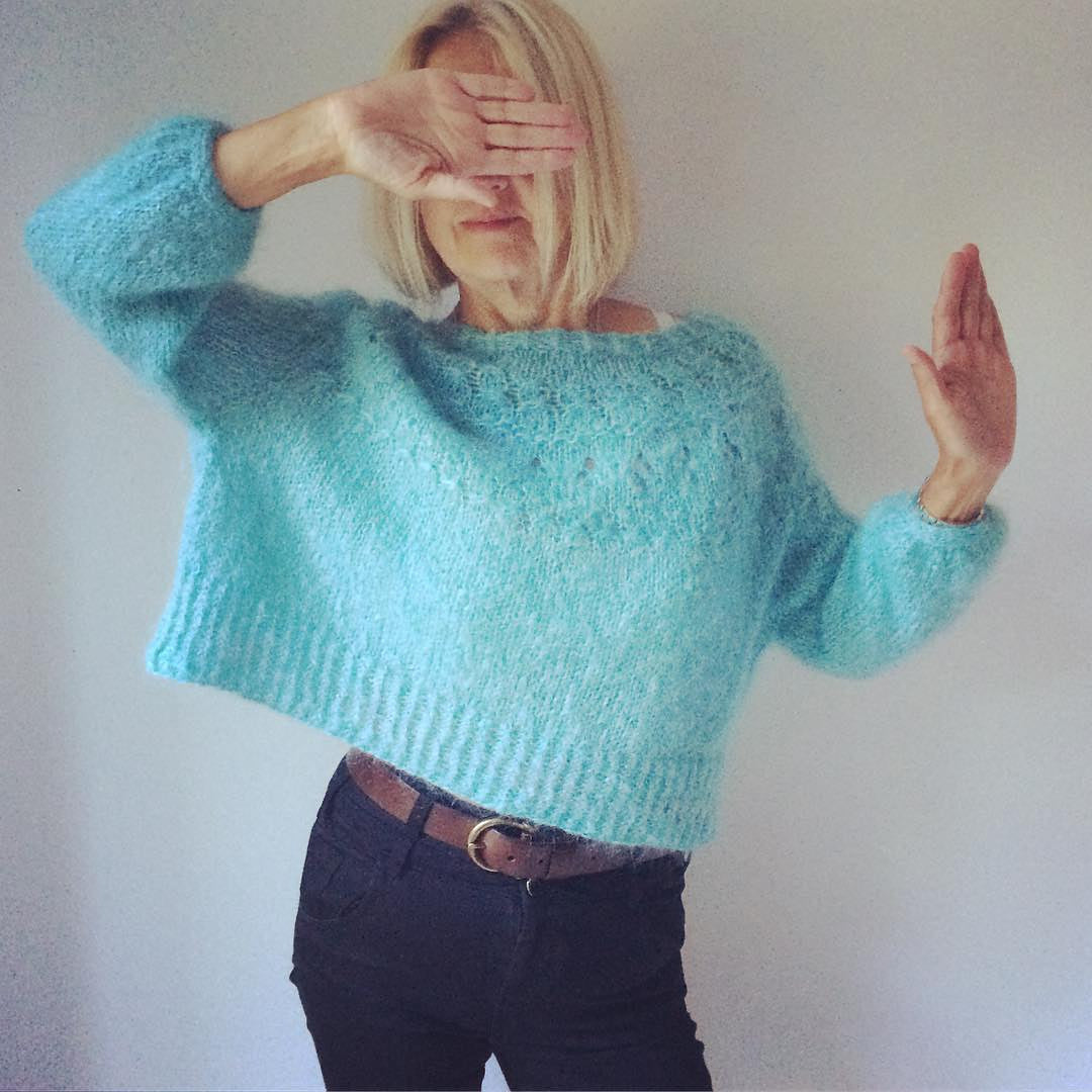 Top-down Round Yoke Pullover Knitting Pattern
