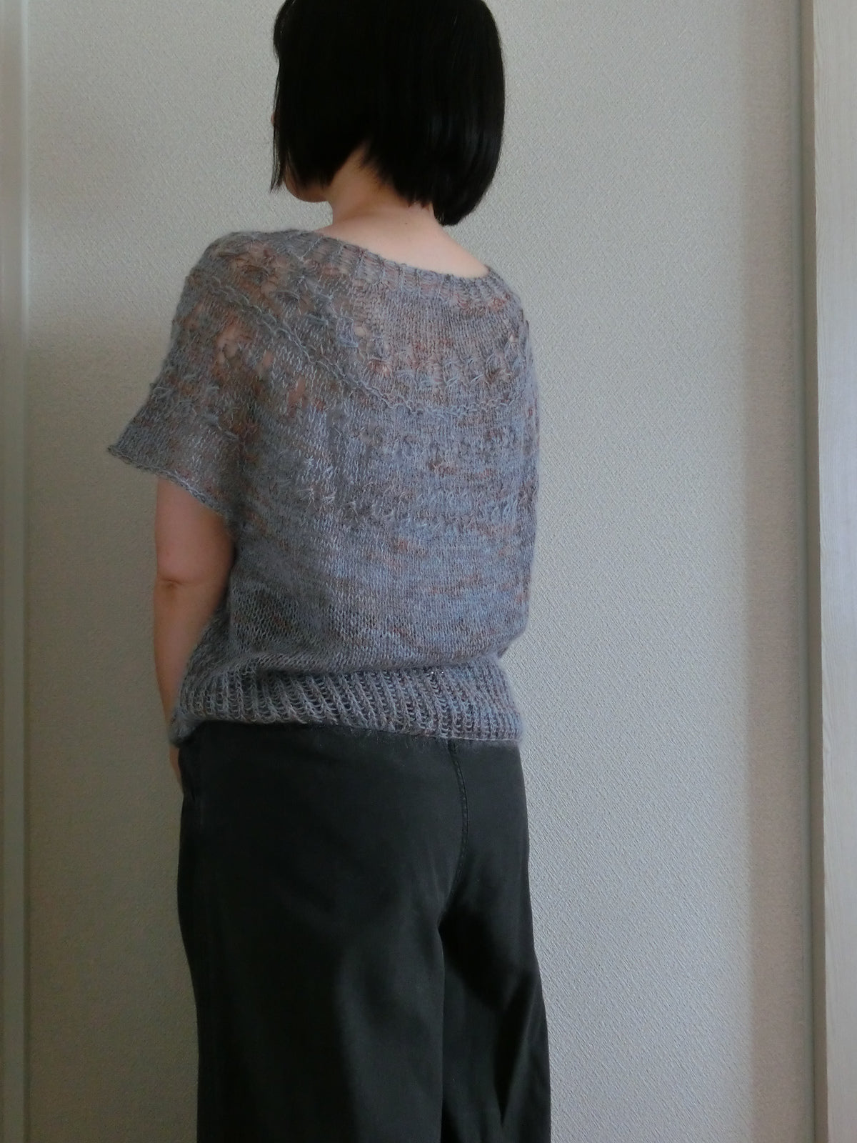Top-down Round Yoke Pullover Knitting Pattern