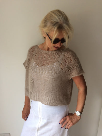 Top-down Round Yoke Pullover Knitting Pattern