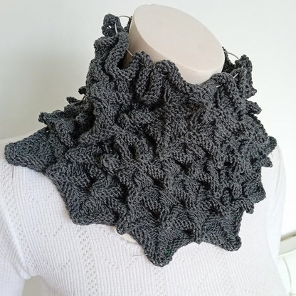 Easy Squirrel Cowl Knitting Pattern