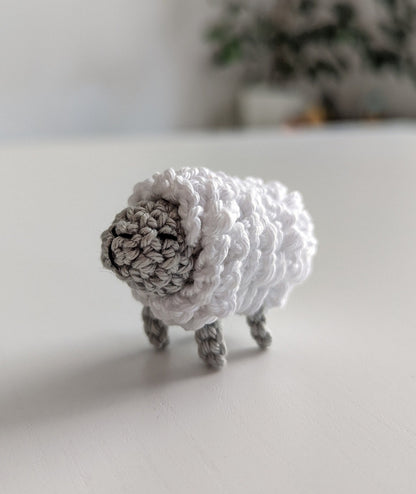 Sheep Wilma and Willi Crochet Pattern