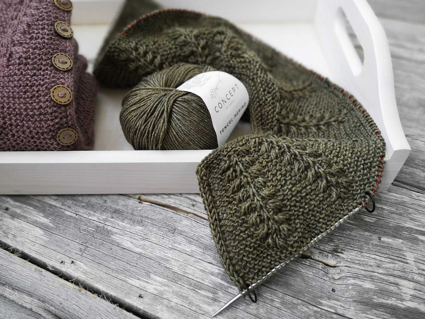 Raunioiset Mini Cardigan Knitting Pattern